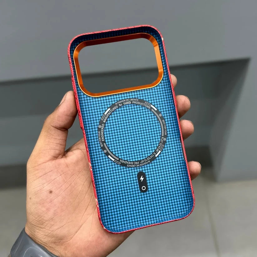 Free Air Red Small Horse Carbon Case