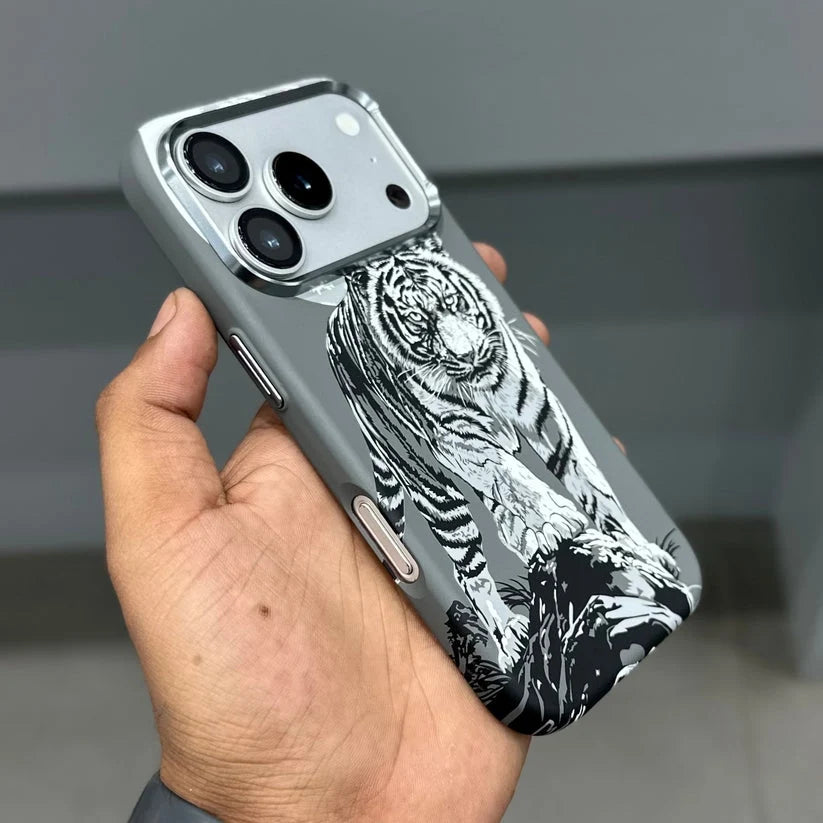 Free Air Claw Cheetah Carbon Case