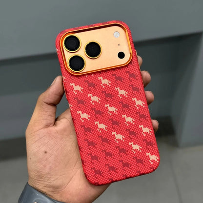 Free Air Red Small Horse Carbon Case