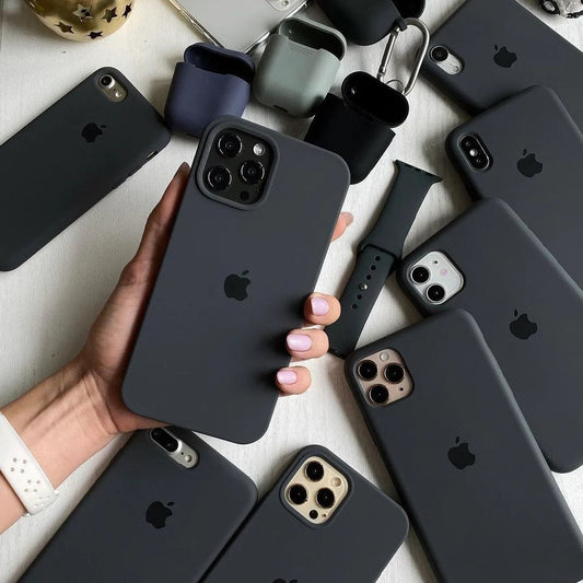 Jet Black Original Silicone Case🖤