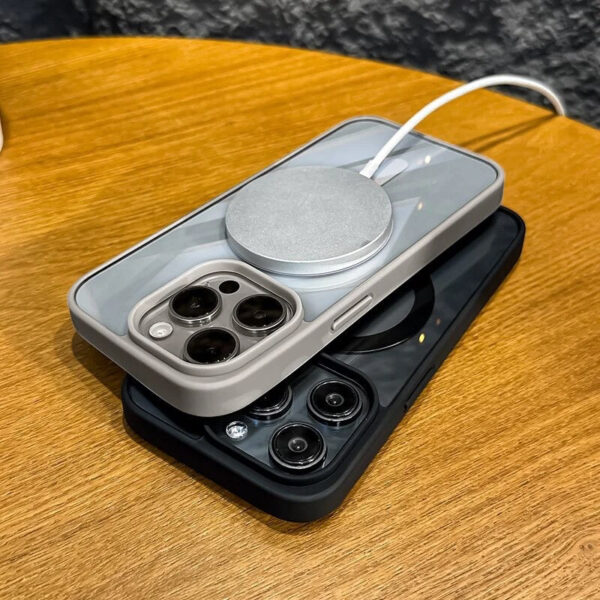 MagSafe Premium Airskin Case - Image 3
