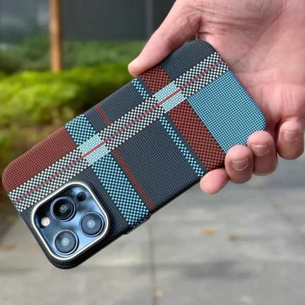 Pitaka Premium Design Carbon Series Case British style - Image 6